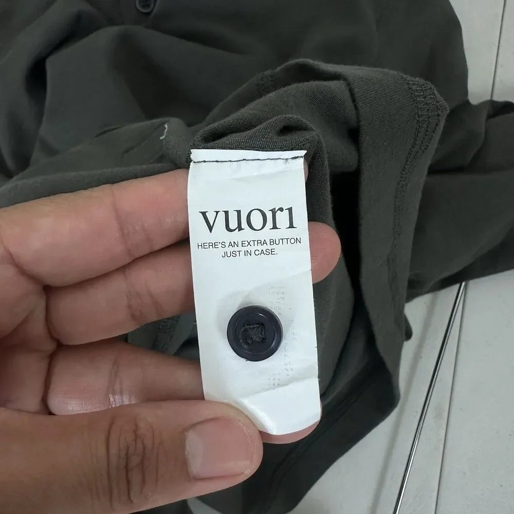 Vuori Long Sleeve Ever Henley Shirt Mens Size  Large Green/Oregano Pima Cotton